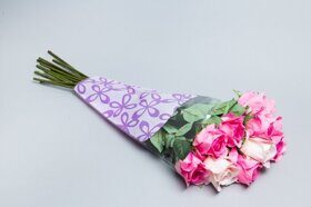 Пакет цветочный Конус 30/40 Милана цветной рисунок светло-сиреневый/сиреневый 50 шт